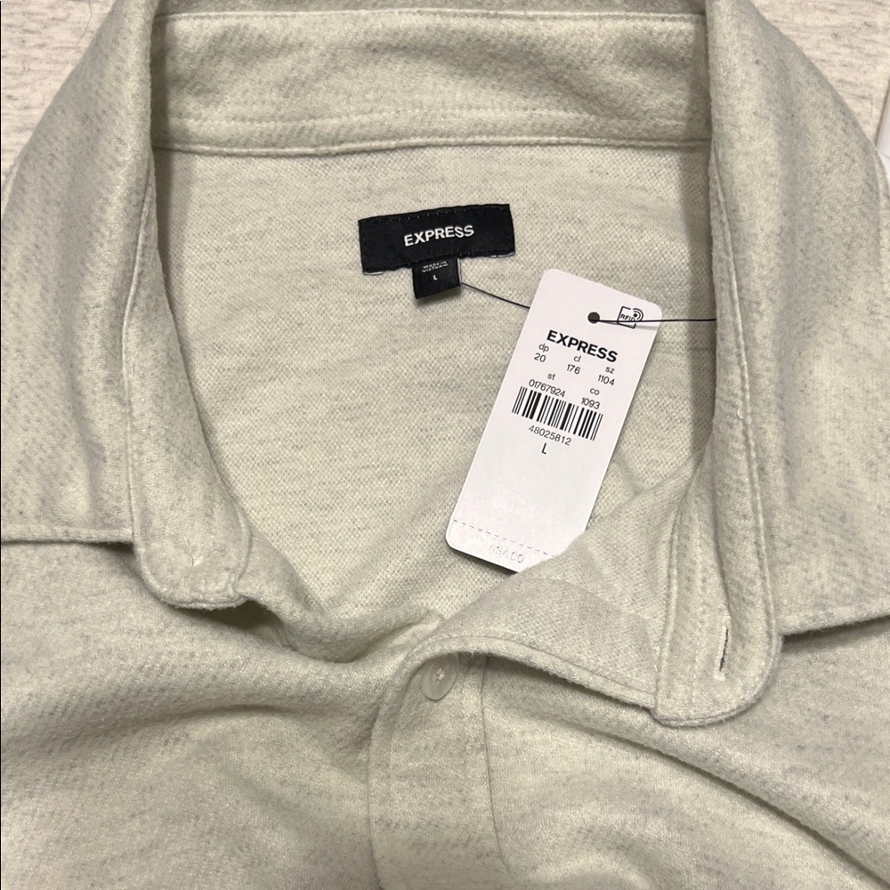 Express Men's Cream Casual Button-Down Shirt - Picture 3 of 3